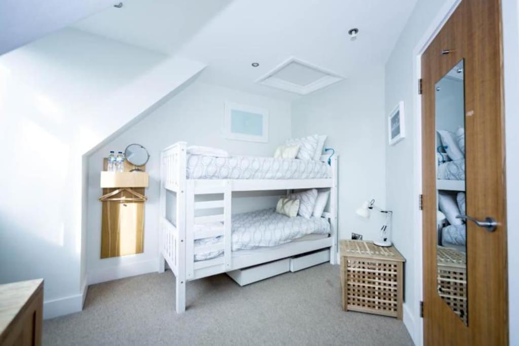 Edge14- Spacious, Stylish And Near The Beach! Ньюкі Екстер'єр фото