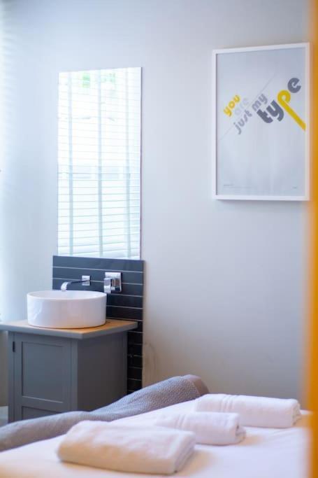 Edge14- Spacious, Stylish And Near The Beach! Ньюкі Екстер'єр фото